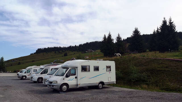 Aire de service du col des Saisies - Camping-car