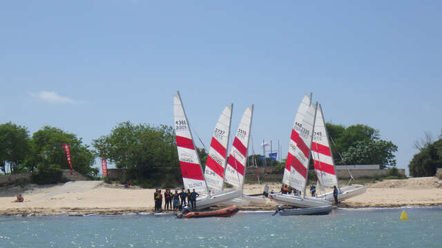 Activities at the Centre Nautique des Portes-en-Ré - Groups