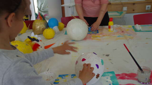 Atelier enfant - Paniers fleuris et lanternes de Pâques