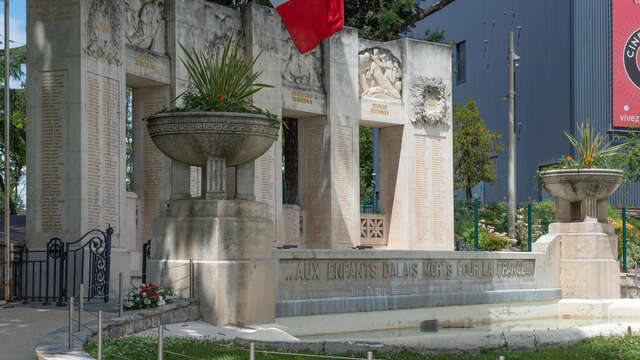 Le Monument aux morts d'Alès