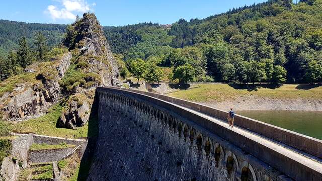 Du Gouffre d’Enfer au Pas du Riot, boucle autour des barrages