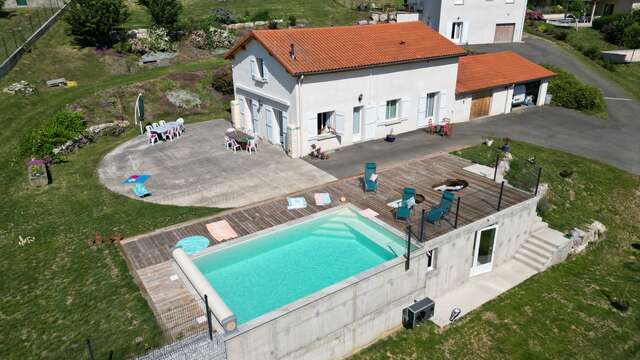 Gîte d'étape et de séjour "A air d' â. m. e. s."