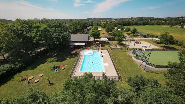 Camping claire rivière