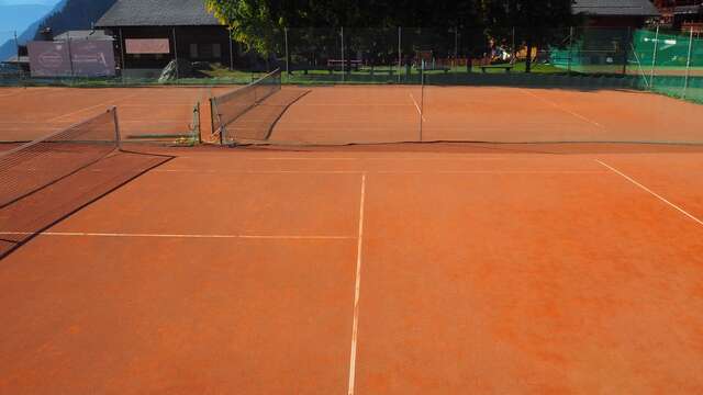 Leisure Park tennis court