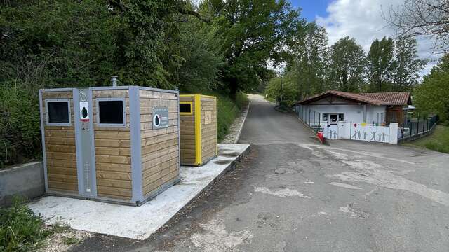 Bornes de tri sélectif crèche Lafrançaise