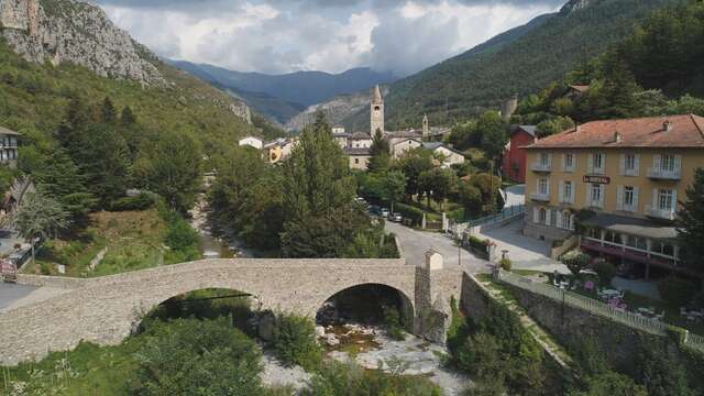 Ausflug zum Dorf La Brigue, zur Kapelle Notre-Dame des Fontaines und zum Museum von La Brigue