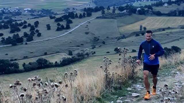 Découvre Ancelle en marche nordique