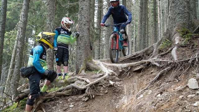 Stage Ado journées VTT / multi activités