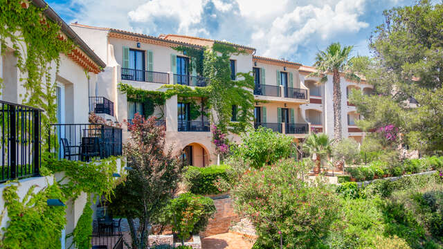 The Hélios Apartments