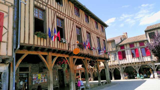 Office de Tourisme des Pyrénées Cathares - Bureau de Mirepoix