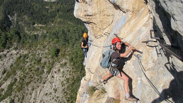 Accompagnement en Via ferrata de la Grande Fistoire - Parcours intégral