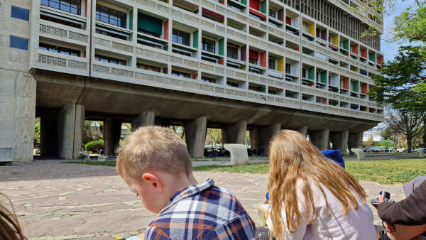 Parcours ludique à la Cité radieuse (Famille)