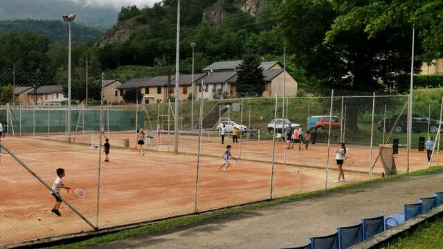 Outdoor tennis courts