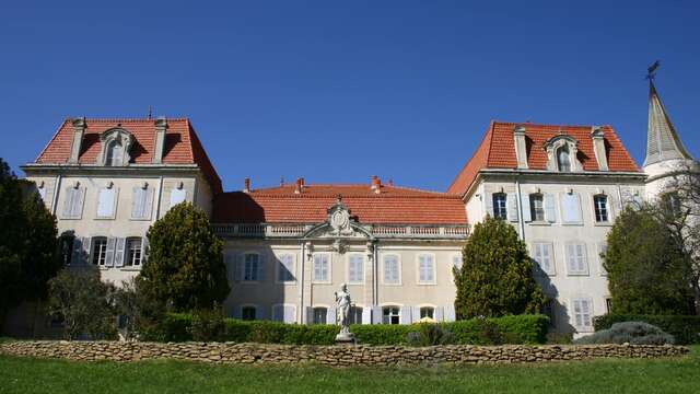 Wine tourism activities at Château Vaudieu