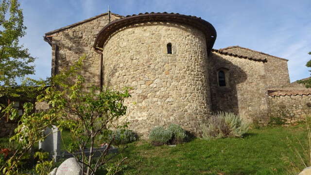 Sainte Croix de Caderle à la découverte d'un village typique: son histoire et ses plantes médicinales