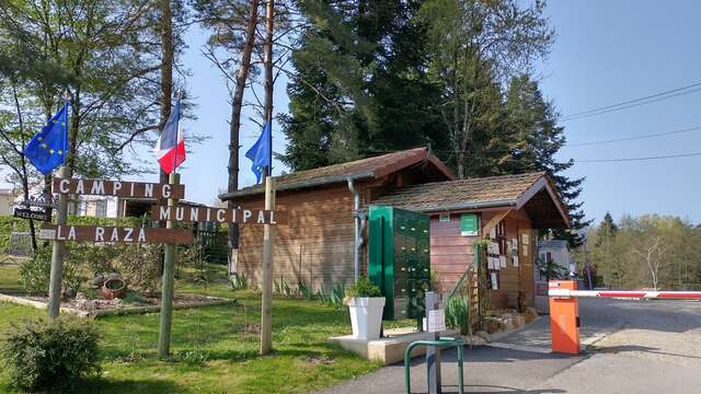 Camping Municipal La Raza