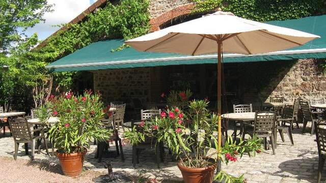 La Ferme aux Biches