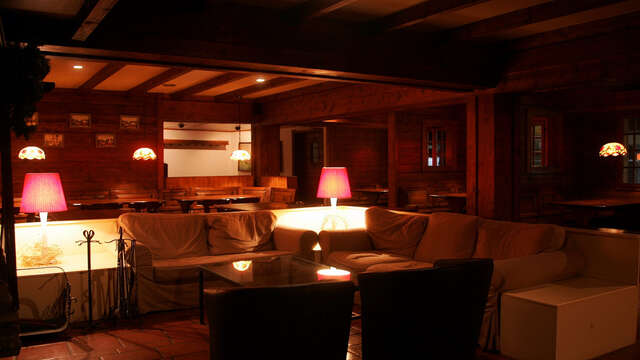Champoussin Lodge