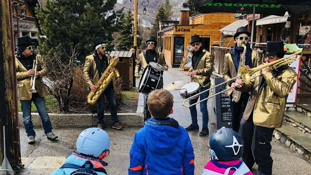 Animation musicale avec la Fanfare Express