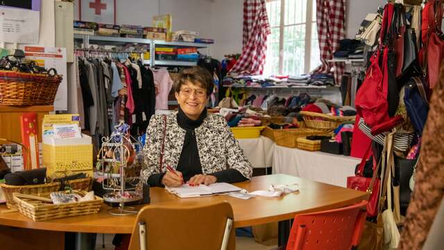 Vesti-Boutique de l'Antenne de Sanary de la Croix Rouge Française