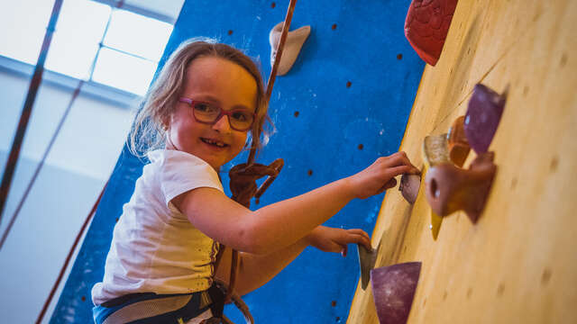 Kids climbing