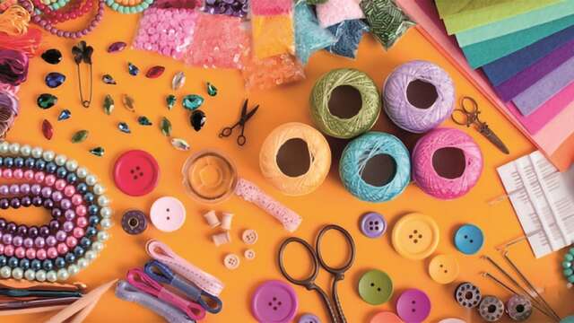 Village Charlot: Kreativwerkstatt – Fantasie in den Fingerspitzen