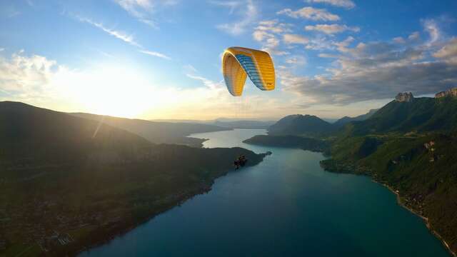 Vol ascendance en bi place avec k2 parapente