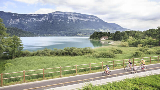 Tour du Lac d'Aiguebelette