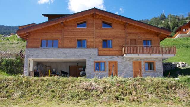 La Tzoum'Hostel & Chalet