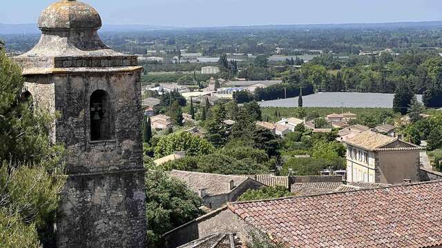 Randonnée entre pierre et eau : de Lagnes à Fontaine-De-Vaucluse