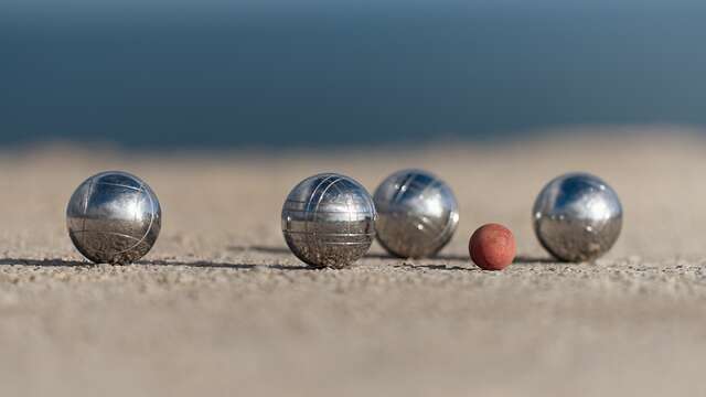 Concours de pétanque