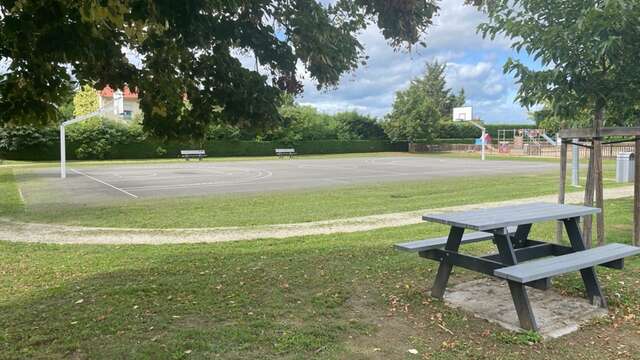 Aire de pique-nique - Parc de loisirs