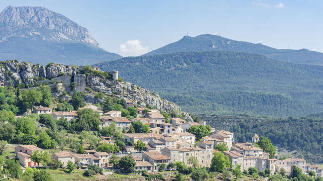 Tour des Gorges du Verdon à pied : Étape 5 - Trigance - Les Cavaliers