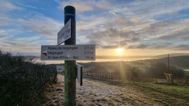 Tour de St Rémy du Mont
