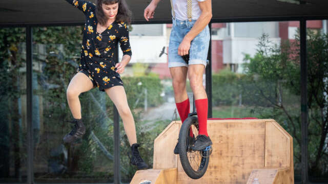 Spectacle de cirque - Étranges étrangers | Cie Kilombo