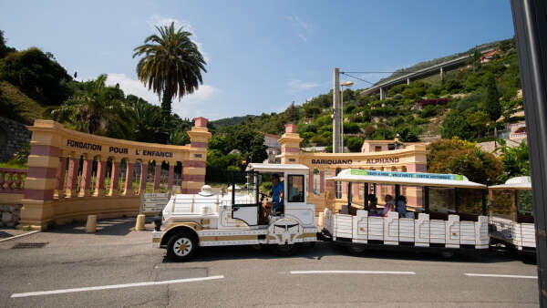 Visite de Menton en train touristique