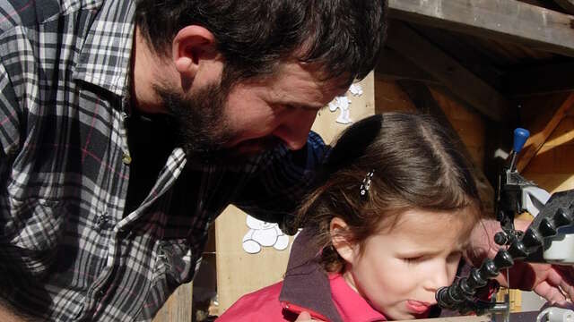 Atelier menuiserie avec les Bambins des bois et jeux en bois géants