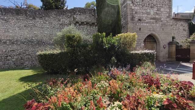 Remparts et portes médiévales