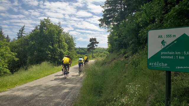 Séjour vélo 2 jours - Découvertes et dépaysement  au coeur du Pilat