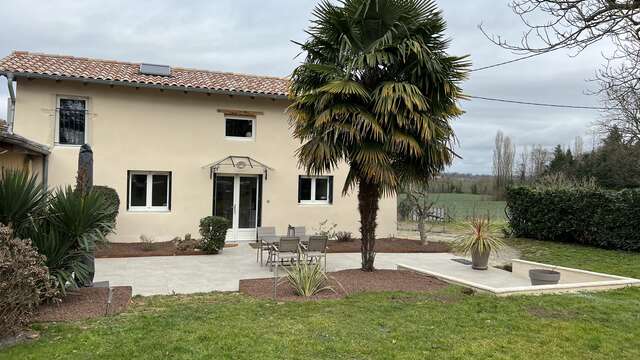 Gîte "between Saône and Countryside"