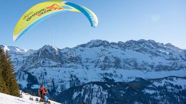 Gourmet Paragliding Adventure