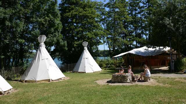 Indian camp at La Plaine Tonique