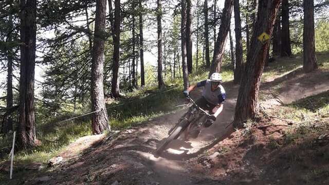 Itinéraire enduro bike park piste bleue "La Peymian"