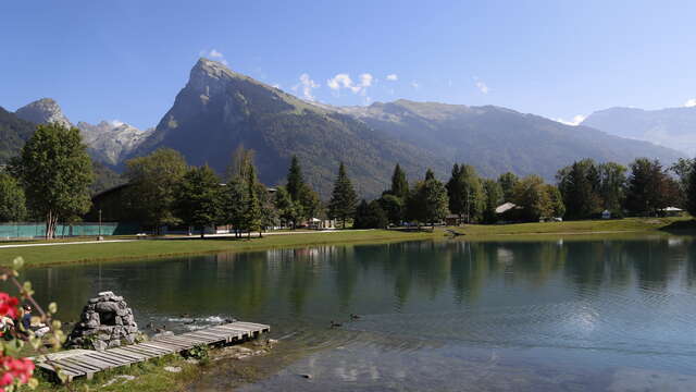 Itinéraire pédestre : balade des Lacs aux Dames au Lac Bleu à Morillon