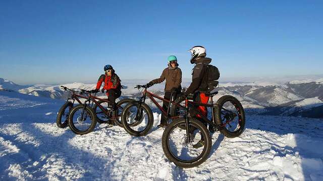 VTT fatbike sur neige avec le Bureau des Guides des Pyrénées Ariègeoises