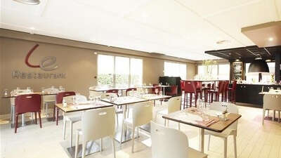 Restaurant - Hôtel Campanile Aix Meyreuil