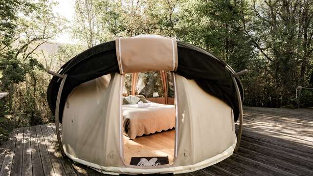 Duo : Wigwam et Dodôme étoilé des Géorennes