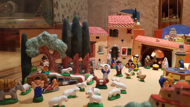 Salon des santonniers - Grande crèche animée à l'église des Trinitaires