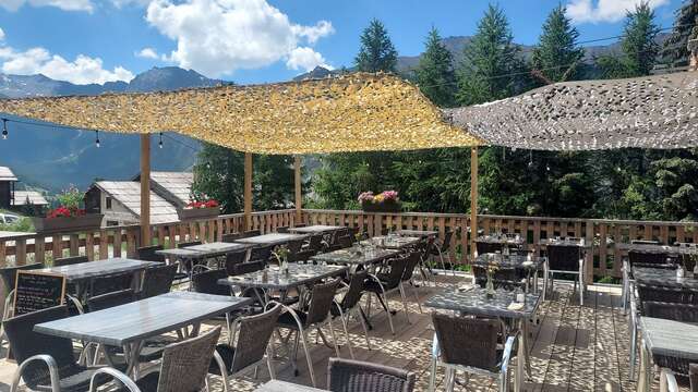 Le Bouticari