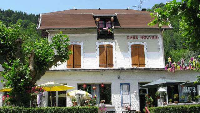 Chez N'Guyen